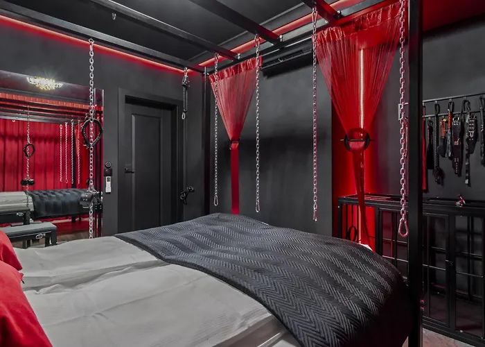 Secret Bdsm - Stylowy I Klimatyczny Apartament Dla Doroslych, Klimatyzacja, Parking Podziemny, Pelne Wyposazenie